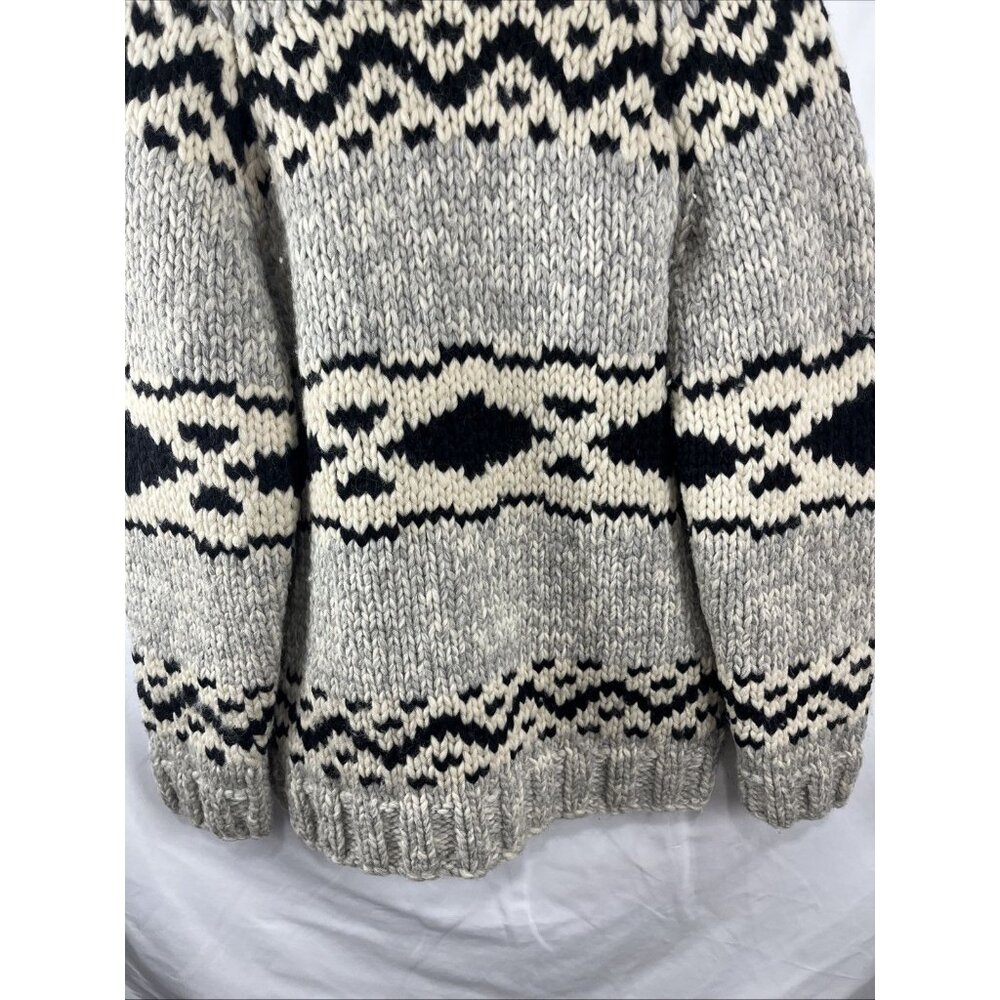 Cowichan Style Vintage Wool Sweater Men’s Large - Picture 6 of 9